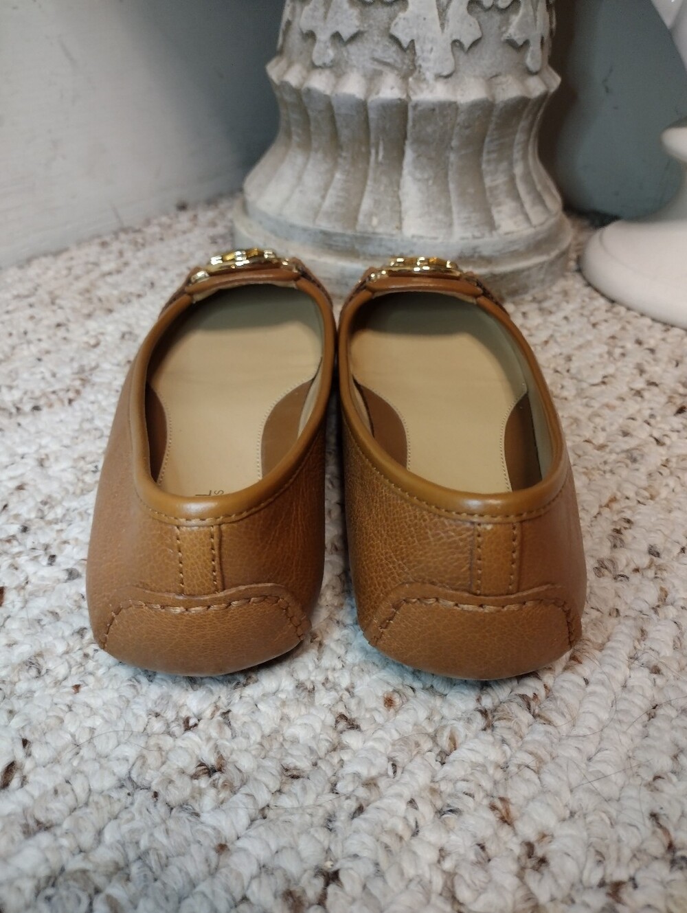 Michael Kors Fulton Light Brown Gold Logo Decorated Moccasin - Picture 5 of 7